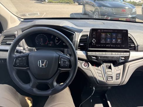 Used 2025 Honda Odyssey EX-L image 36