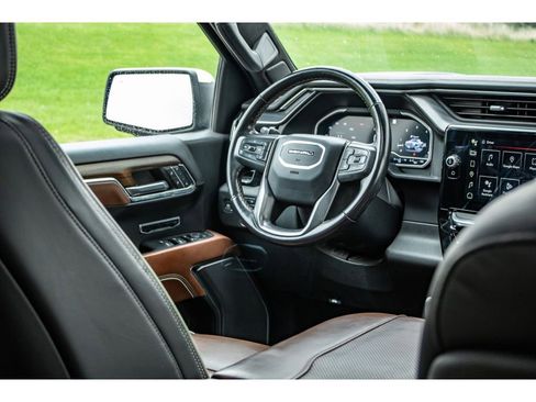 Used 2023 GMC Sierra 1500 Denali Ultimate image 40