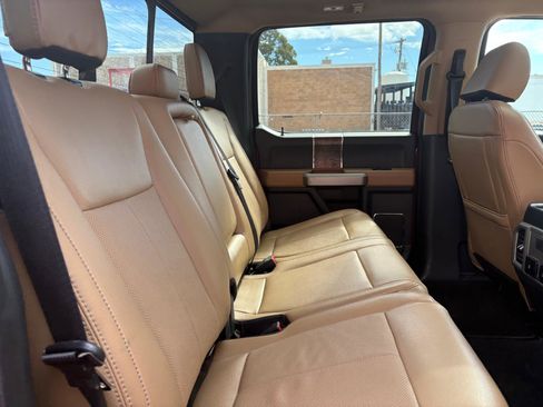 Used 2022 Ford F250 Lariat w/ Lariat Ultimate Package image 15