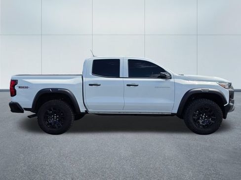 Used 2026 Chevrolet Colorado Trail Boss AWD/4WD image 8