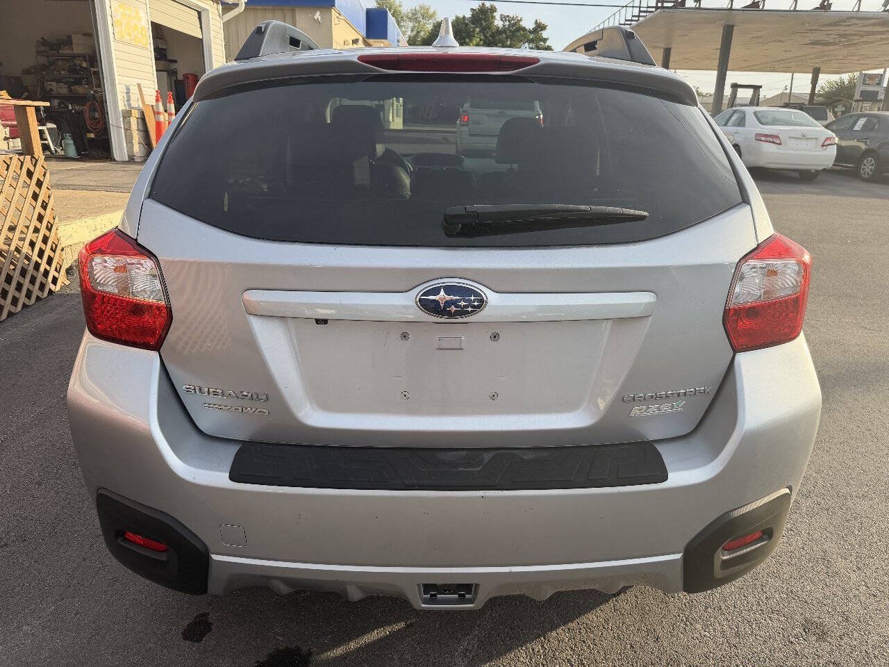 Used 2017 Subaru Crosstrek 2.0i Limited w/ Popular Package #2 AWD/4WD image 6