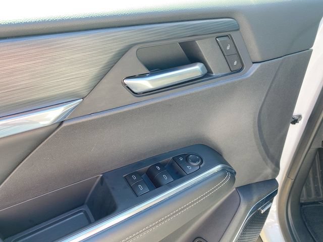 Used 2025 GMC Acadia Elevation FWD image 22