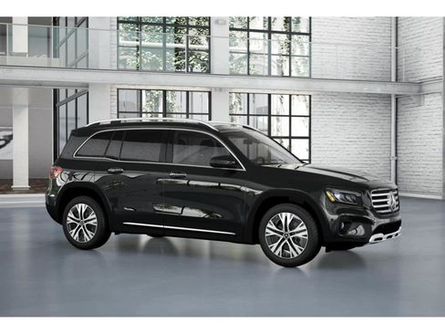 New 2026 Mercedes-Benz GLB 250 image 13