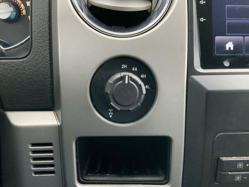 Used 2012 Ford F150 Lariat w/ Lariat Chrome Pkg image 31