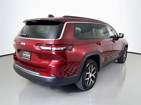 Used 2025 Jeep Grand Cherokee L Limited w/ Luxury Tech Group II RWD image 7