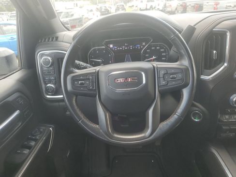 Used 2022 GMC Sierra 2500 AT4 w/ AT4 Premium Plus Package AWD/4WD image 11