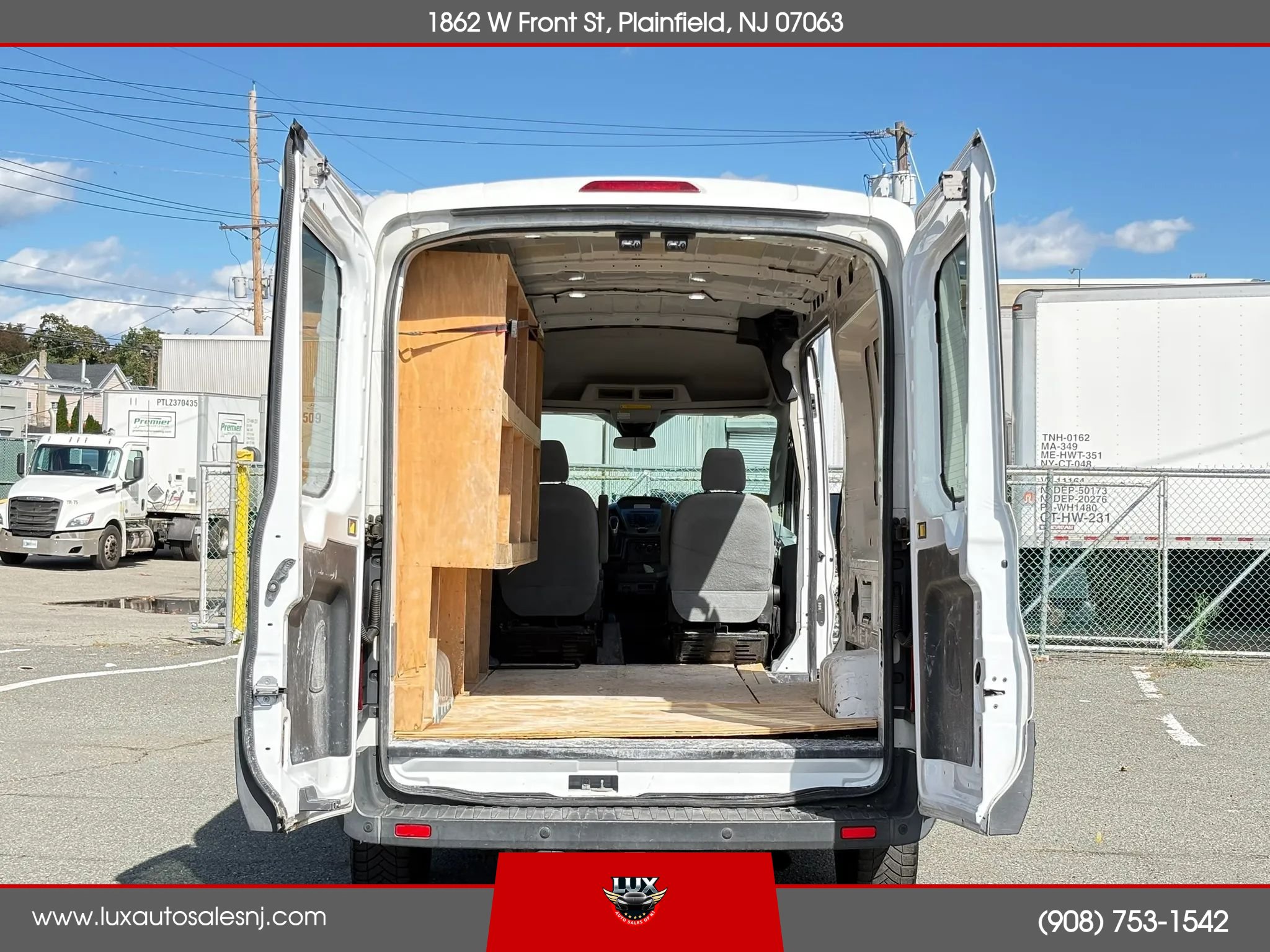 Used 2015 Ford Transit 250 148 Medium Roof RWD image 12