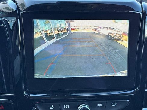 Used 2019 Chevrolet Traverse LT image 22