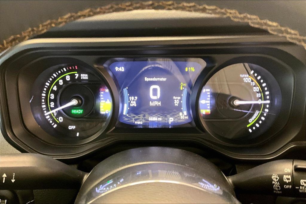 Used 2024 Jeep Wrangler Unlimited Sahara AWD/4WD image 19