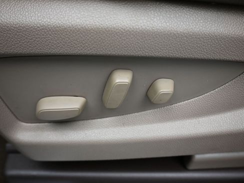 Used 2017 Chevrolet Silverado 1500 LTZ Z71 w/ LTZ Plus Package image 13