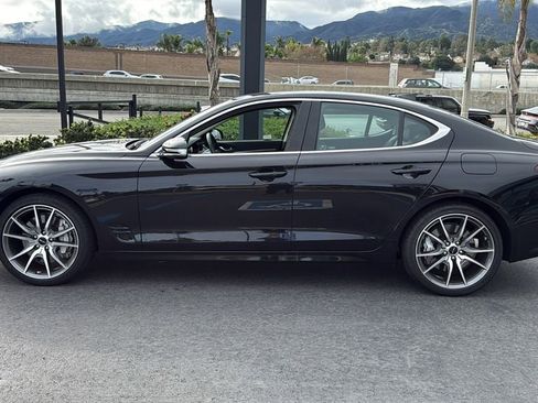 Used 2026 Genesis G70 2.5T image 6