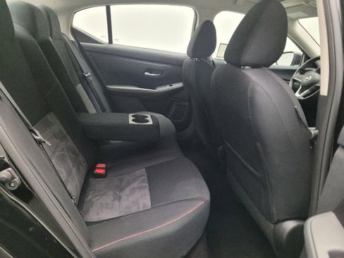Used 2025 Nissan Sentra SR FWD image 19