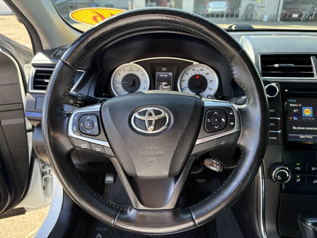 Used 2016 Toyota Camry SE FWD image 18