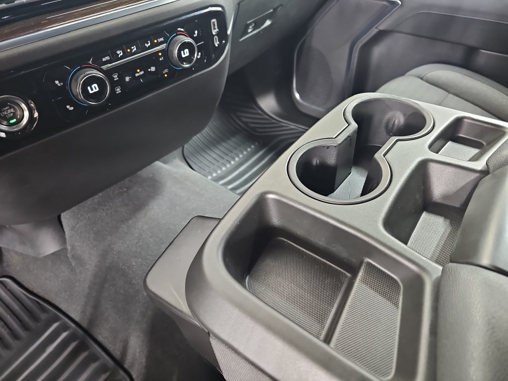 Used 2024 Chevrolet Silverado 1500 LT AWD/4WD image 30