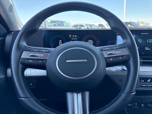 Used 2025 Hyundai Kona SEL FWD image 15