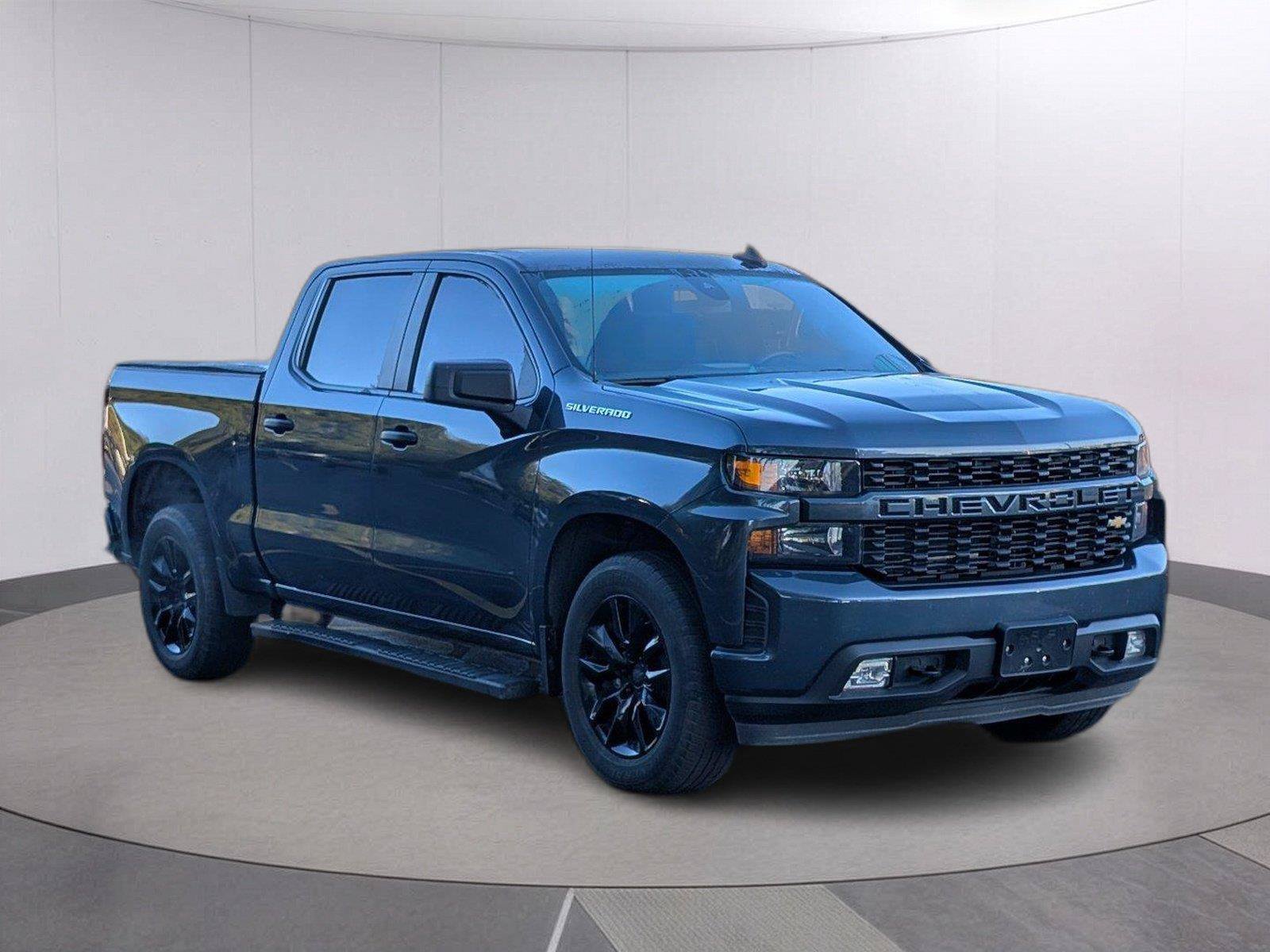 Used 2022 Chevrolet Silverado 1500 Custom w/ Safety Confidence Package RWD image 9