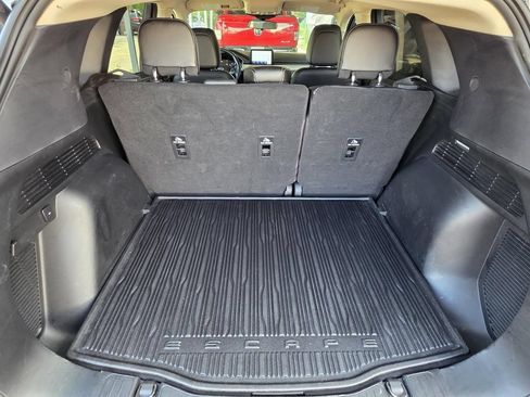 Used 2020 Ford Escape SEL FWD image 11