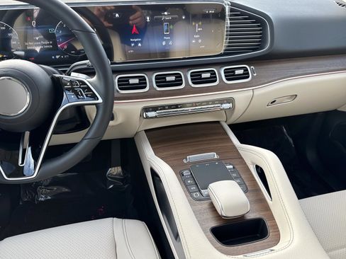 New 2026 Mercedes-Benz GLE 450 4MATIC image 19