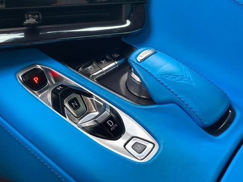 Used 2023 Chevrolet Corvette Stingray Premium Conv w/ Z51 Performance Package image 23