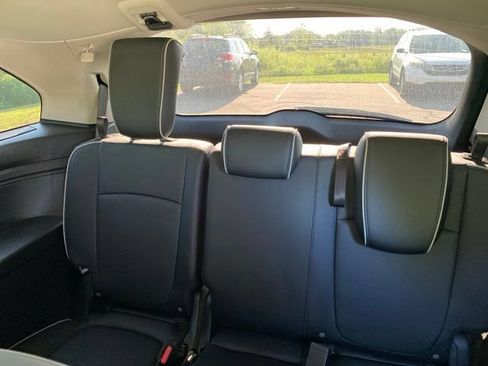 Used 2025 Honda Odyssey Touring image 18
