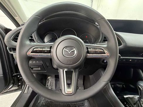 Used 2023 MAZDA MAZDA3 s FWD image 16