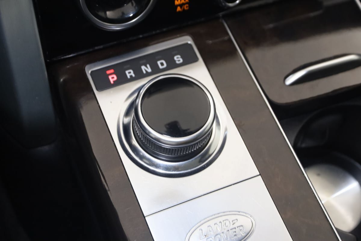 Used 2018 Land Rover Range Rover Supercharged AWD/4WD image 7