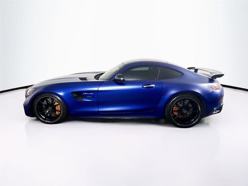 Used 2020 Mercedes-Benz AMG GT R w/ Exclusive Interior Package image 17