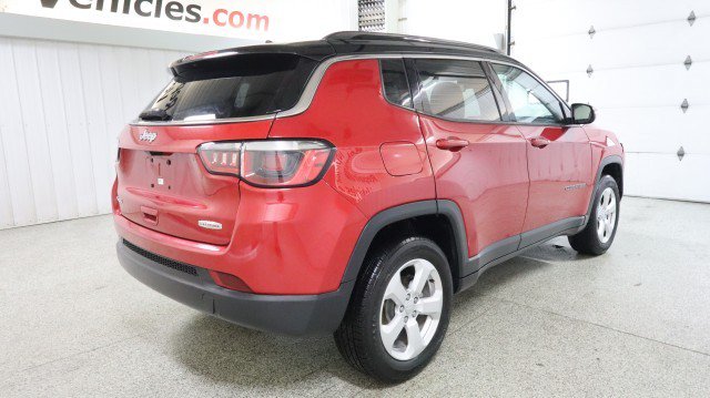 Used 2018 Jeep Compass Latitude w/ Popular Equipment Group AWD/4WD image 6