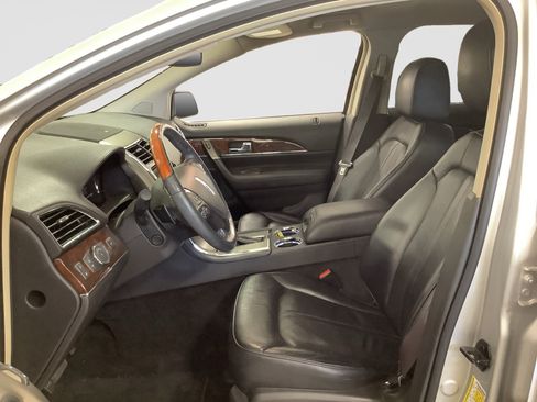 Used 2013 Lincoln MKX FWD image 11