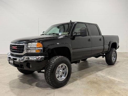 Used 2006 GMC Sierra 2500 SLT w/ Heavy-Duty Power Package image 1