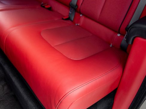 Used 2023 Rolls-Royce Cullinan image 38