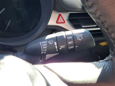 Used 2026 Toyota Sienna XLE image 37