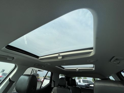Used 2018 Chevrolet Traverse Premier w/ LPO, 'HIT The Road' Package AWD/4WD image 28