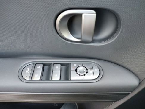 New 2025 Hyundai Ioniq 5 SEL RWD image 19