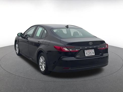Used 2025 Toyota Camry LE image 11