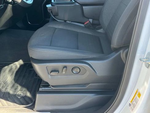 Used 2025 Chevrolet Silverado 1500 LT image 25