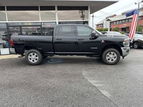 New 2026 RAM 2500 Big Horn AWD/4WD image 38