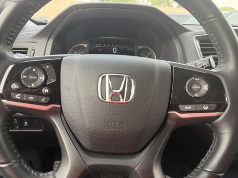 Used 2021 Honda Pilot Touring image 30