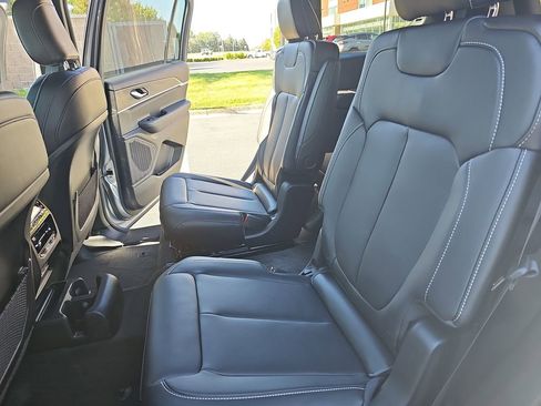 New 2025 Jeep Grand Cherokee L Limited w/ Trailer Tow Package image 16