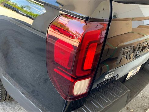 New 2025 Honda Ridgeline RTL image 14