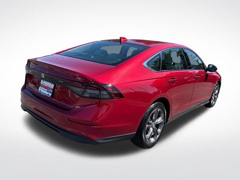 Certified 2023 Honda Accord EX image 5
