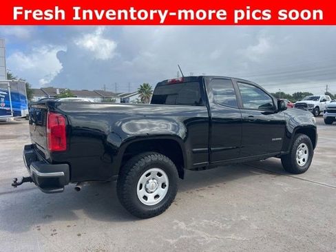 Used 2019 Chevrolet Colorado W/T w/ WT Convenience Package image 3
