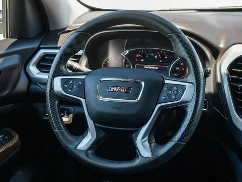 Used 2022 GMC Acadia SLE w/ Driver Convenience Package FWD image 12