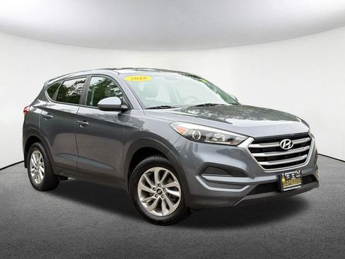 Used 2018 Hyundai Tucson SE AWD/4WD image 2