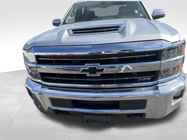 Used 2019 Chevrolet Silverado 2500 LTZ w/ Duramax Plus Package AWD/4WD image 4