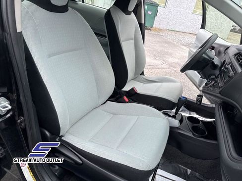 Used 2012 Toyota Prius C Four image 30