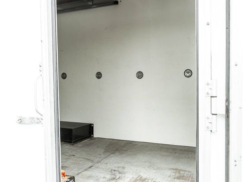 Used 2022 Ford Transit 350 DRW RWD image 19