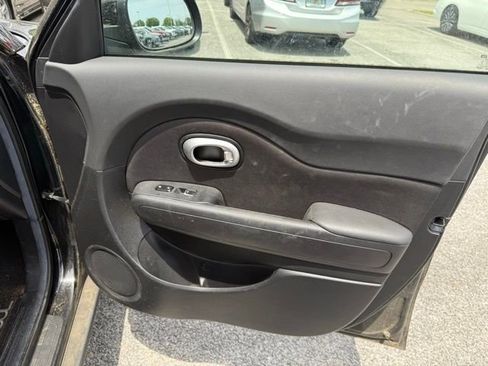 Used 2019 Kia Soul FWD image 11