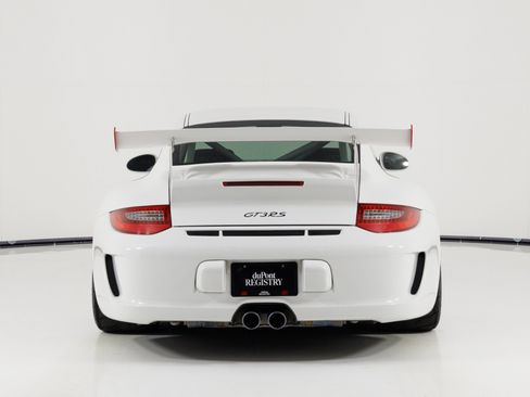 Used 2011 Porsche 911 GT3 RS RWD image 4