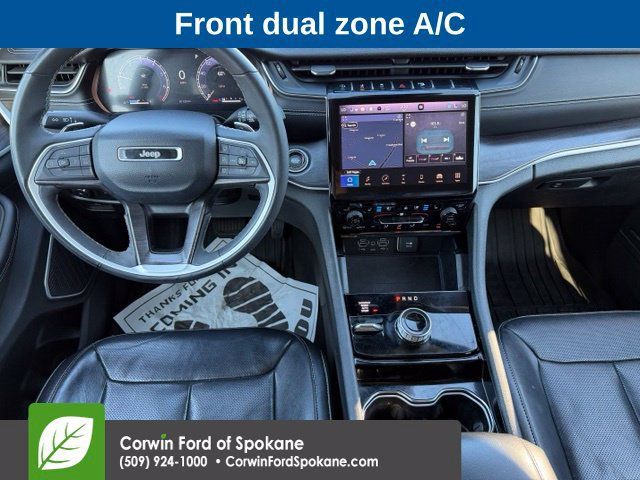Used 2023 Jeep Grand Cherokee L Limited w/ Luxury Tech Group II AWD/4WD image 3